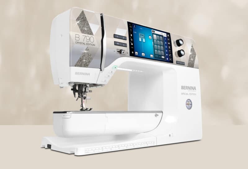 Bernina 790 plus crystal edition