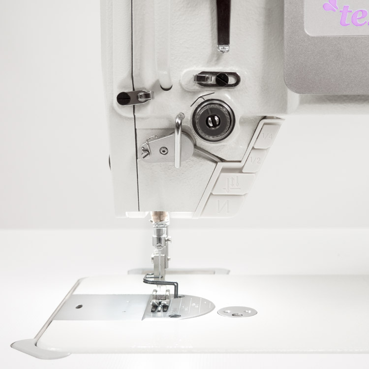 TEXI ART AUTO 2 texi art auto 21 premium automatic lockstitch machine with decorative stitch for light and medium materials with built in stepper motor and control complete sewing machine