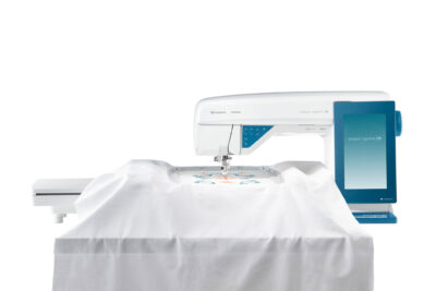 Husqvarna Viking Designer Sapphire 85 16412 HV Sapphire85 200511 6994 LOW RES WHITE scaled 1