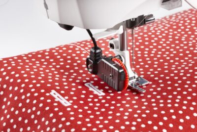 Husqvarna Viking Opal 690Q 915 OPAL buttonhole 0283 1691 scaled 1